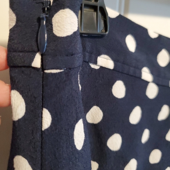 Kate Spade Navy and White Polka Dot A-Line Skirt Size 12 - Picture 4 of 7